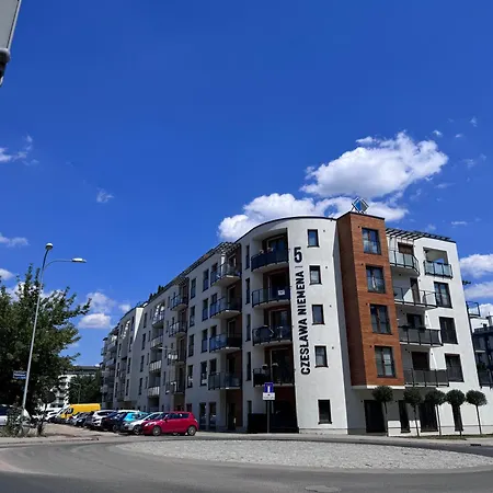 Business And Pleasure Malta Posnania Self Check In 24h * Poznan