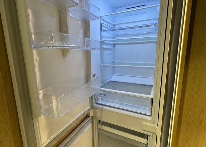 Business And Pleasure Malta Posnania Self Check In 24h * Познань