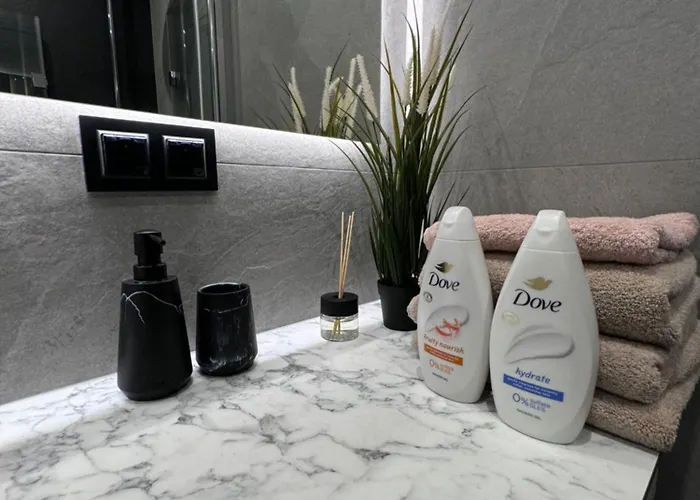 Business And Pleasure Malta Posnania Self Check In 24h Апартаменти