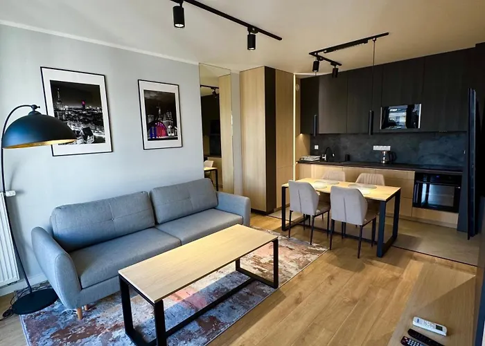 Business And Pleasure Malta Posnania Self Check In 24h Апартаменти